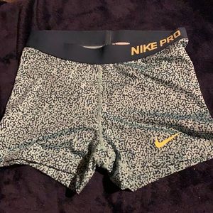 Nike Pro Shorts Size Large